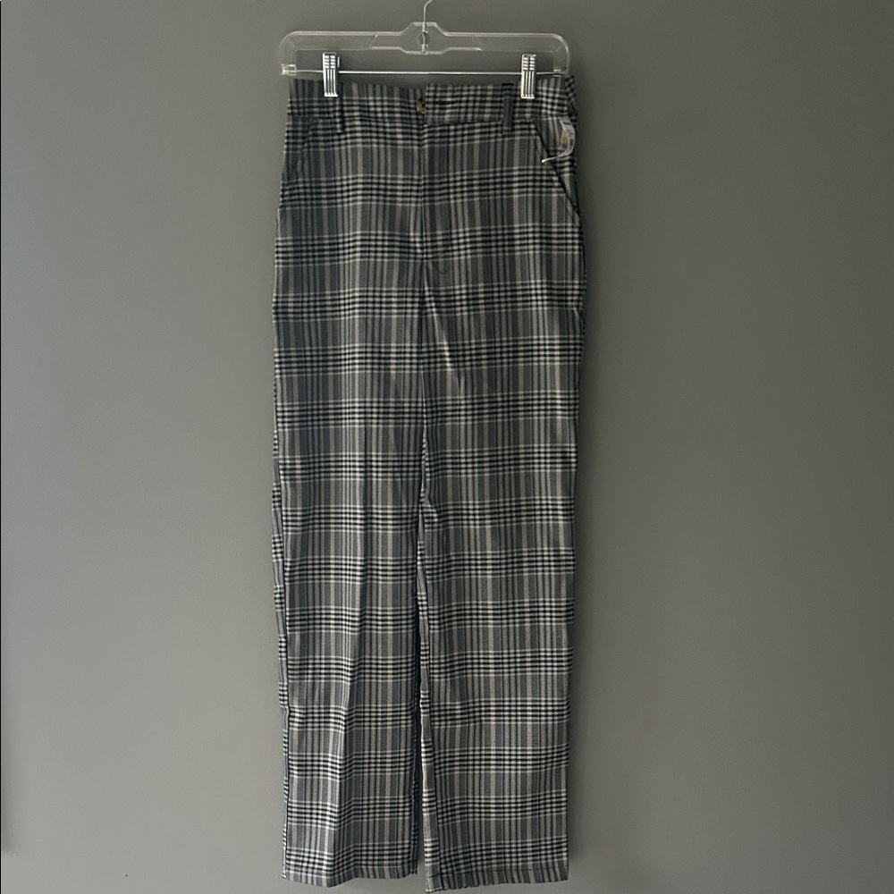 Tilly's Women's Plaid Trousers - Black and White